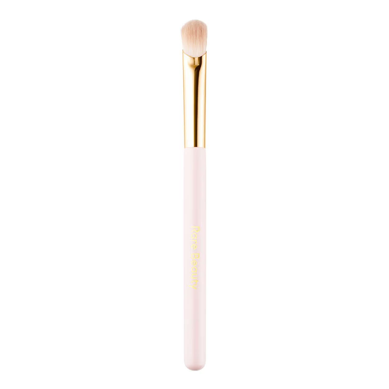 Rare Beauty Stay Vulnerable All- Over Eye Shadow Brush