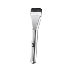 NOVO - Streak-Free Line-Shape Foundation Brush