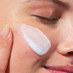 CLARINS Velvet Cleansing Milk
