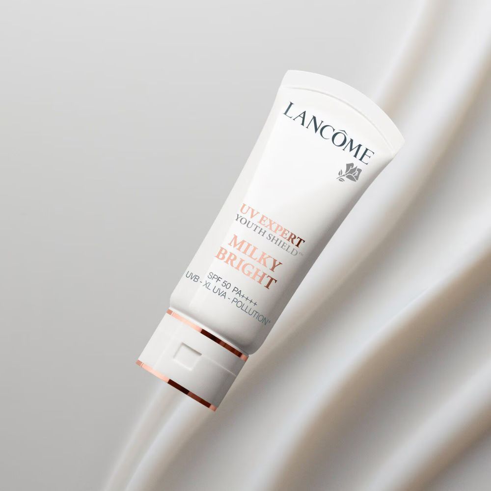 LANCΓME UV Expert Milky Bright SPF 50