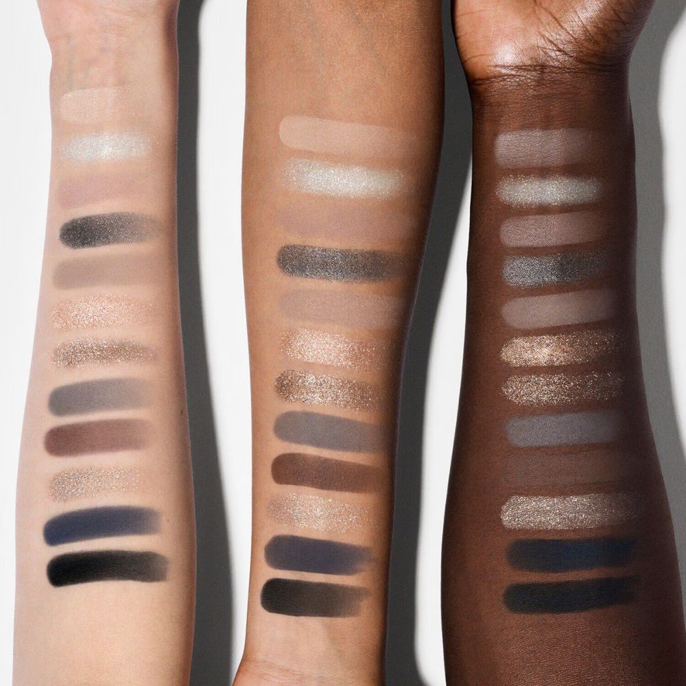 باليت ظلال العيون "مون لايت" من ميك أب باي ماريو إيثريال آيز