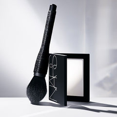 NARS Light Reflecting Setting Powder - Pressed