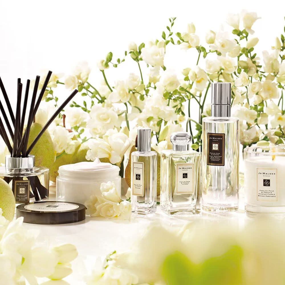 JO MALONE LONDON Limited Edition English Pear & Freesia Home Candle