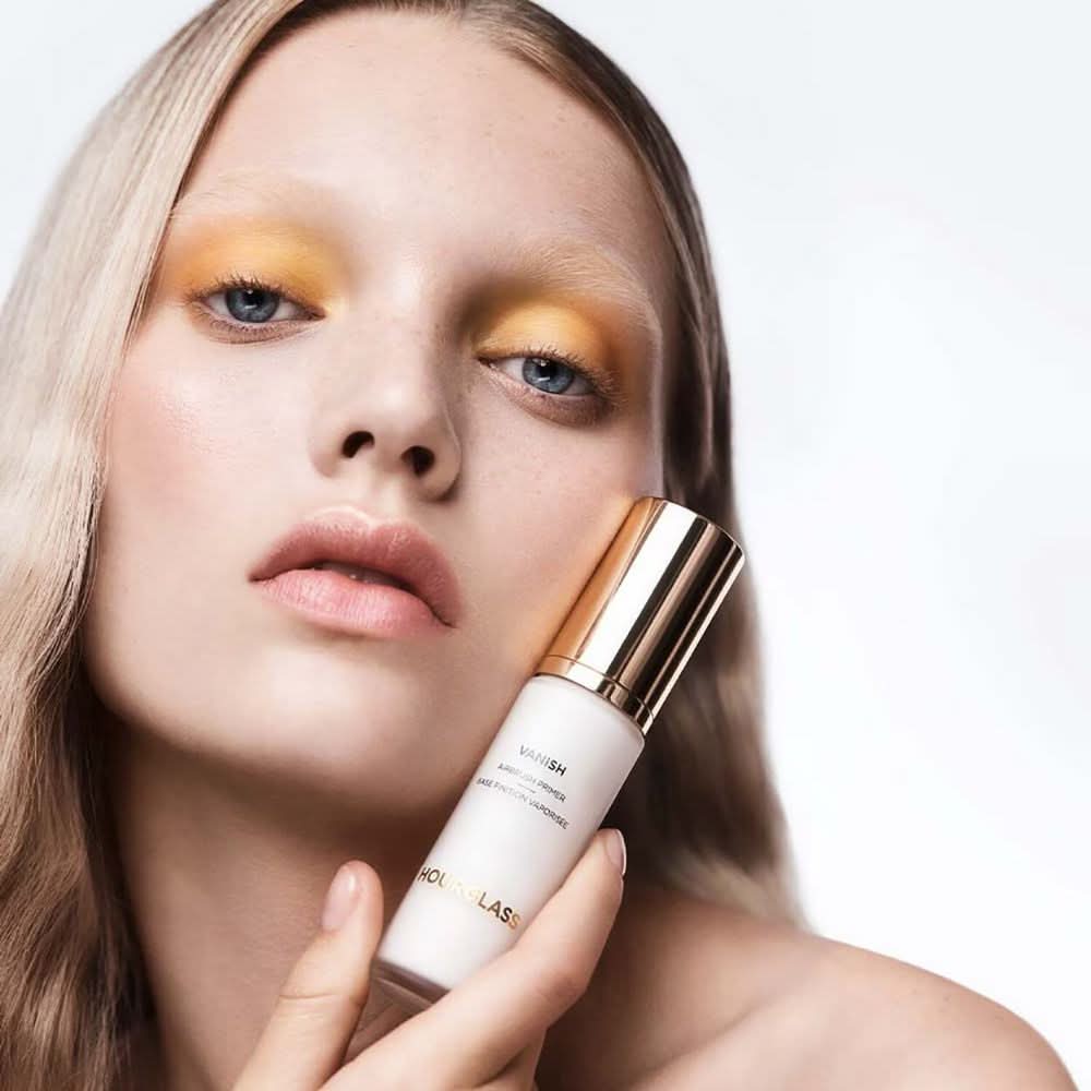 برايمر بخاخ HOURGLASS Vanish™