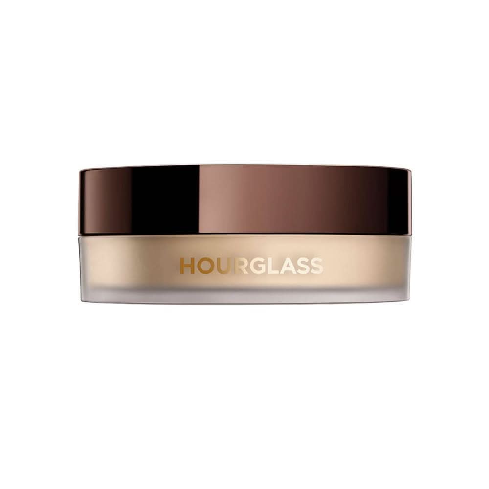 بودرة تثبيت شفافة من HOURGLASS Veil™
