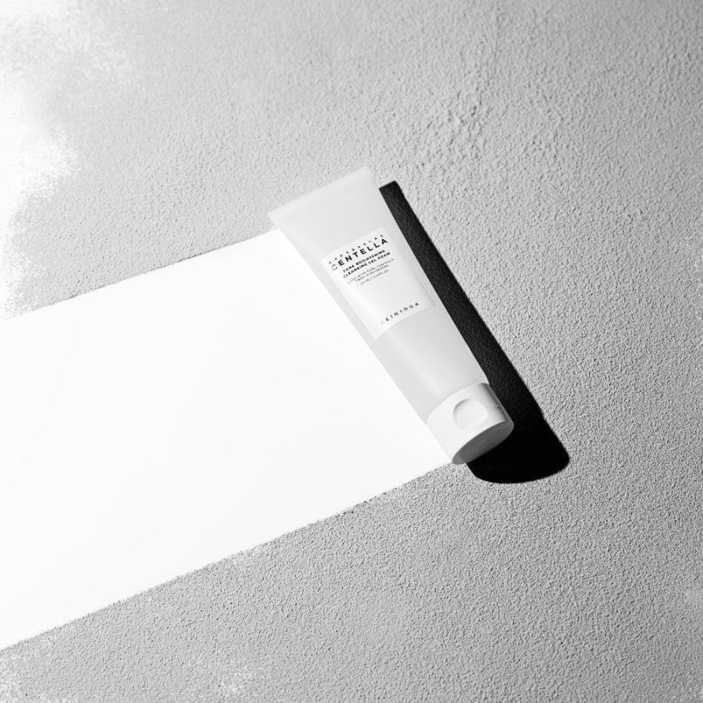 جل رغوي منظف ومفتح للبشرة من سكين 1004 مدغشقر سنتيلا 125 مل