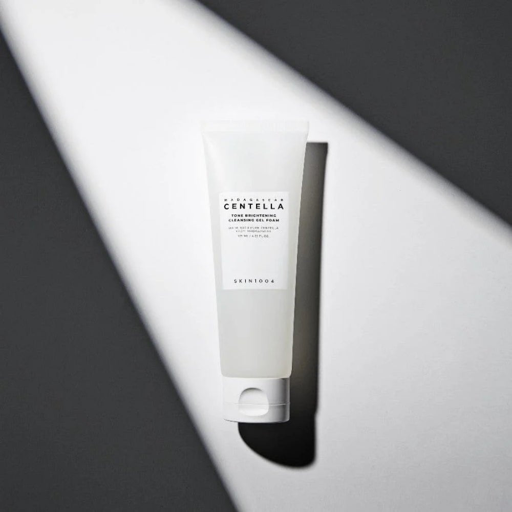 جل رغوي منظف ومفتح للبشرة من سكين 1004 مدغشقر سنتيلا 125 مل