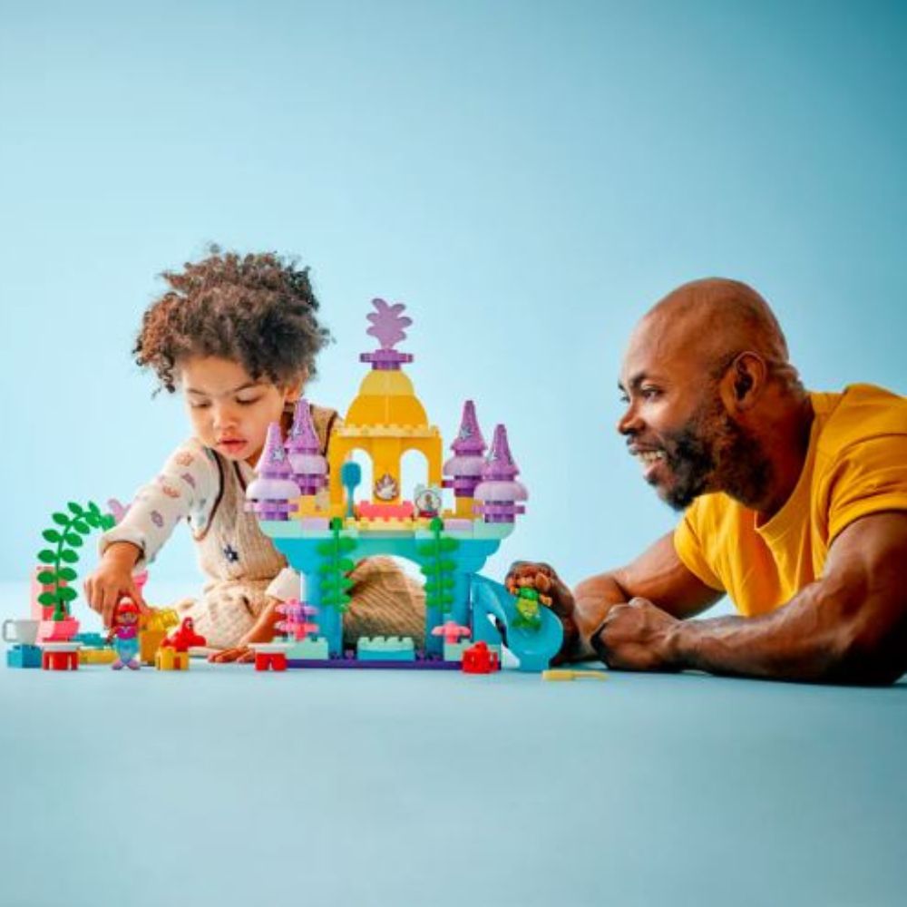 قصر أرييل السحري تحت الماء من ليغو