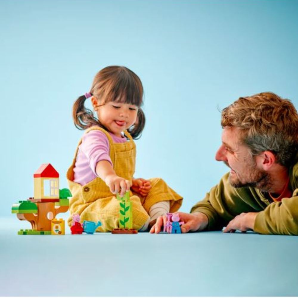 LEGO Peppa Pig Garden and Tree House