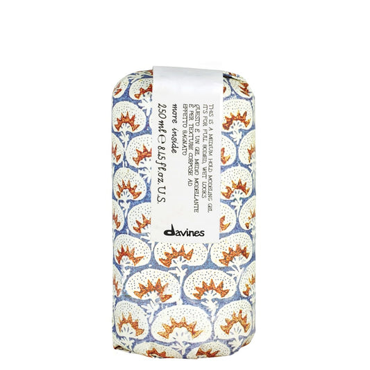 Davines This is a Medium Hold Modeling Gel 250ml