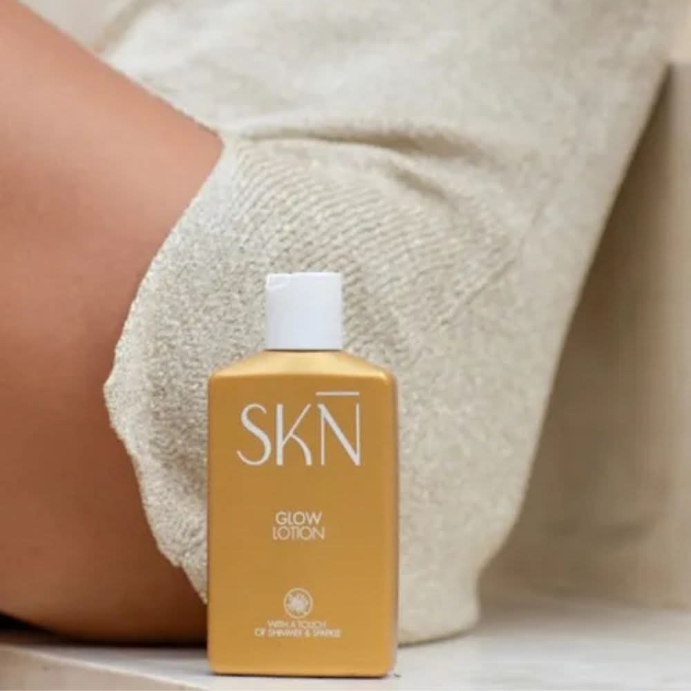 لوشن SKN Glow سعة 200 مل